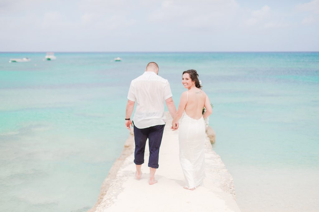 bride and groom portraits in Grand Turk by Costola Photography