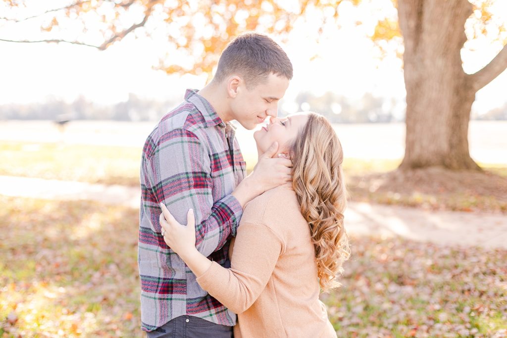 Fall Engagement Session at Jefferson Patterson Park by Costola Photography