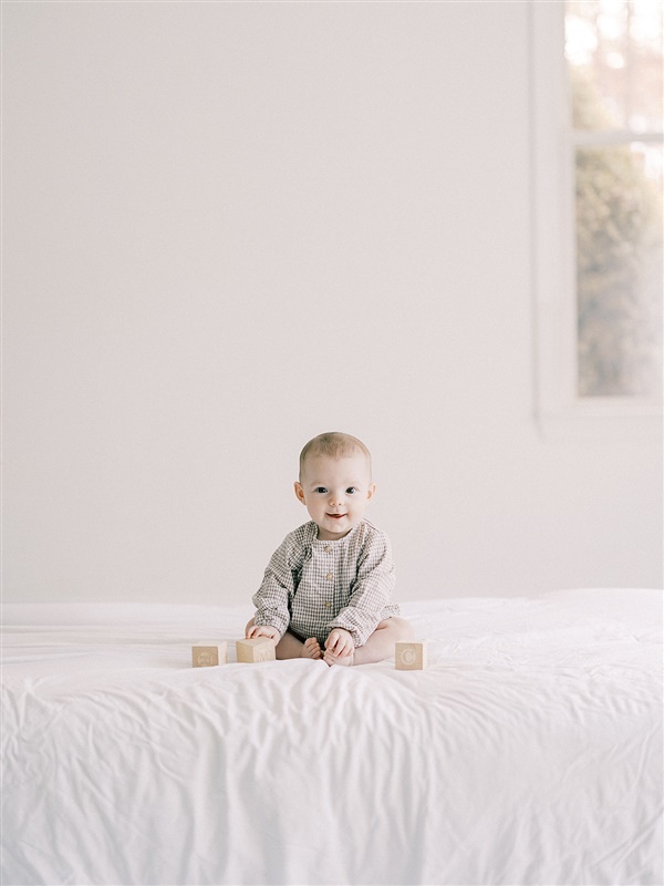 Goldie's Adorable 6 Month Session